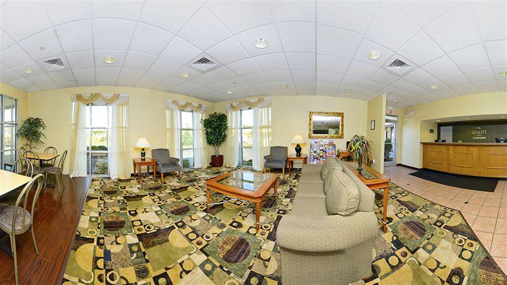 Quality Inn East Haven - New Haven Eksteriør bilde